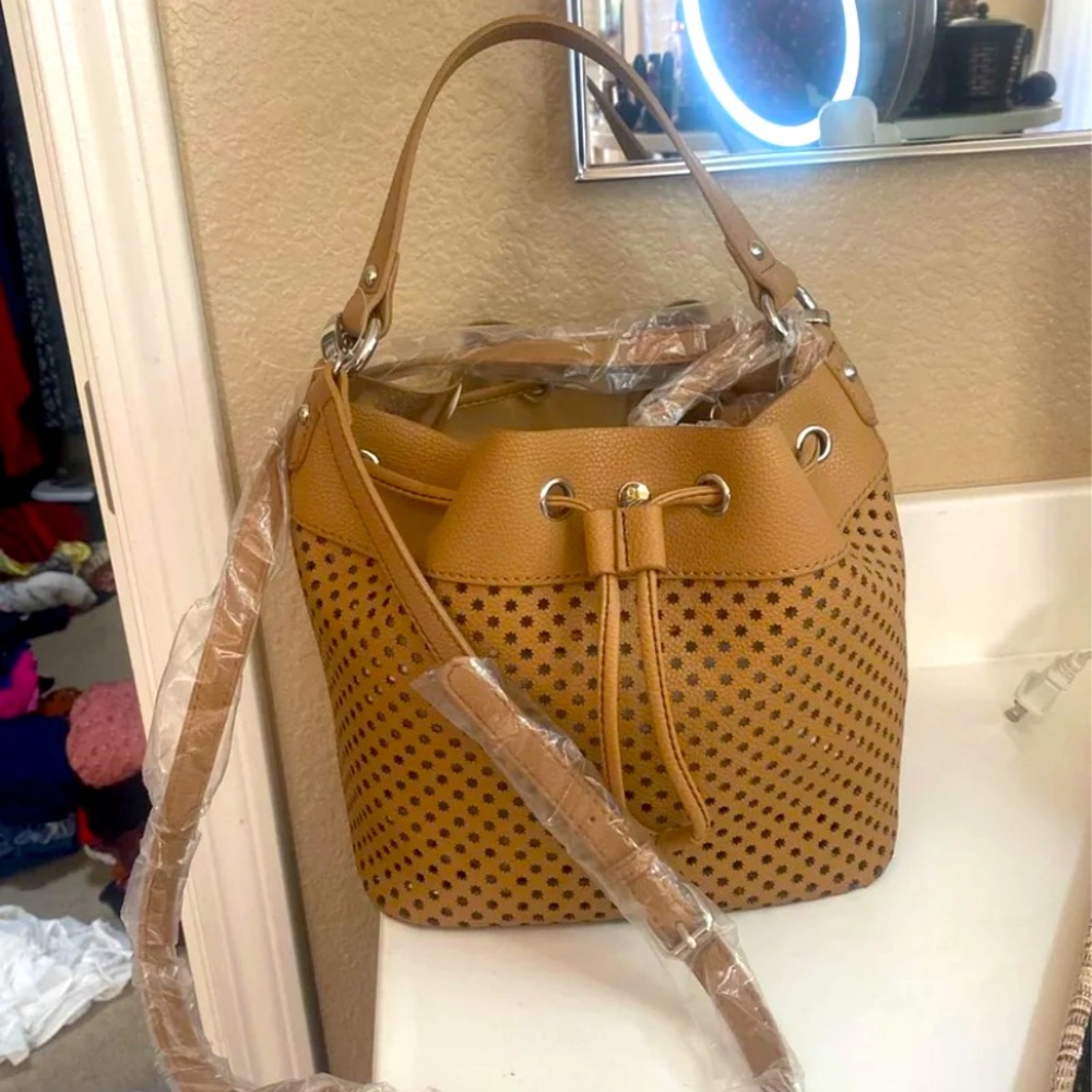Shoulder bag